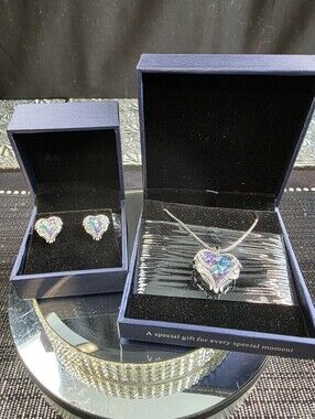 CDE Angel Wing Love Heart Pendant& Earring Parure